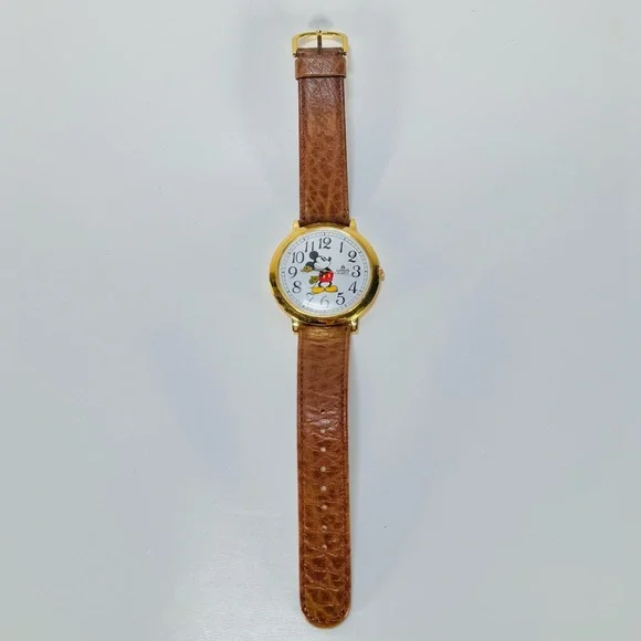 Vintage Disney Mickey Mouse Lorus Quartz Watch - Picture 1 of 5